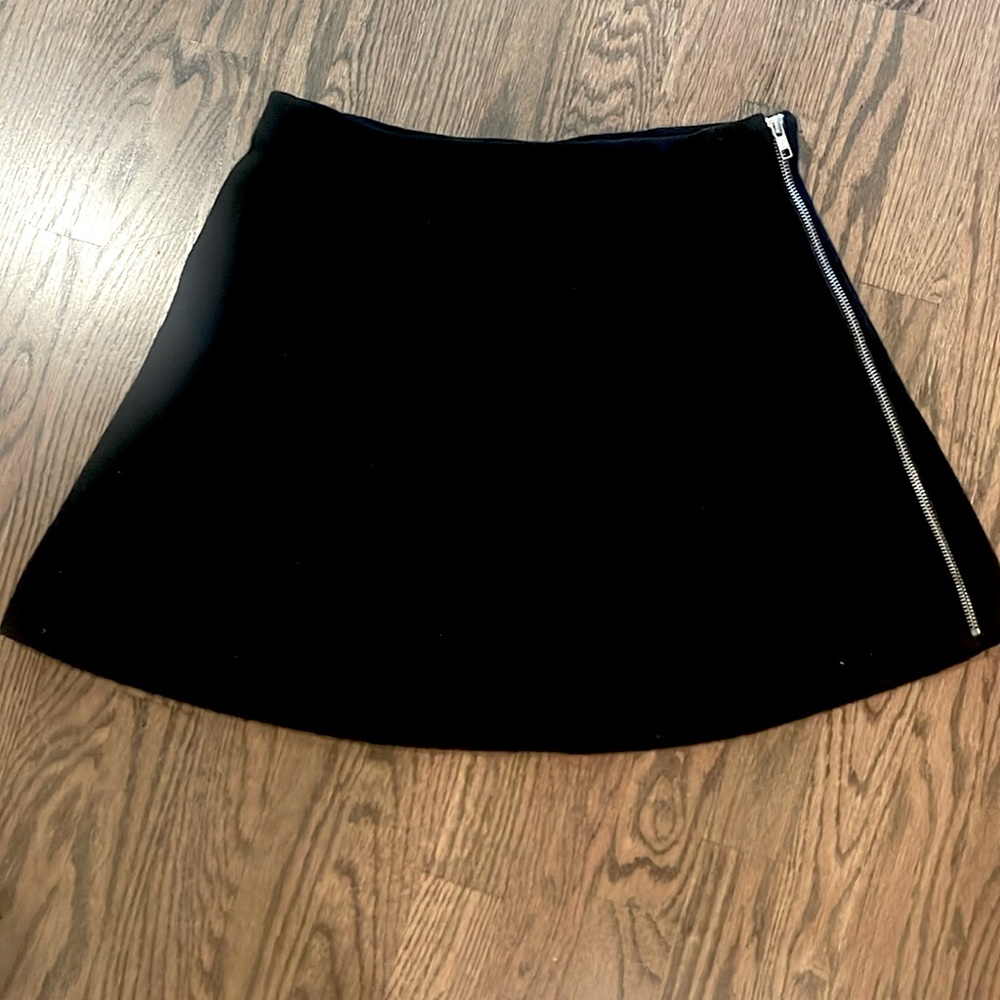 Theory mini skirt